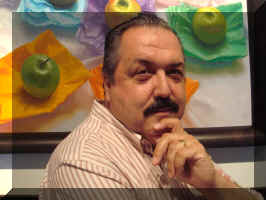 prdu_Dennis_OConnor_Photo_by_Burke_Campbell.jpg (225591 bytes)