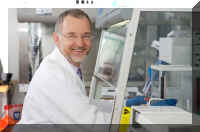 prdu_Dr John North.jpg (138425 bytes)